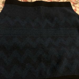 Mossimo black & blue skirt